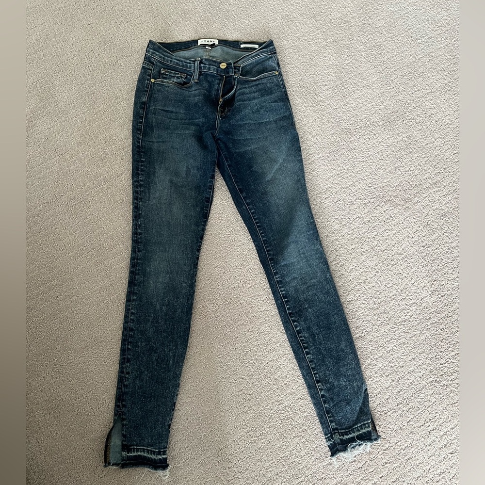 FRAME jeans